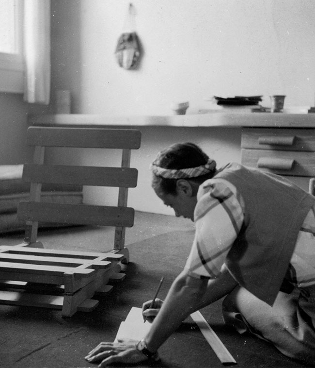 Charlotte Perriand wood or metal essays and manifestos on architecture